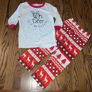 Christmas pajamas 3-4T “Oh Deer” print